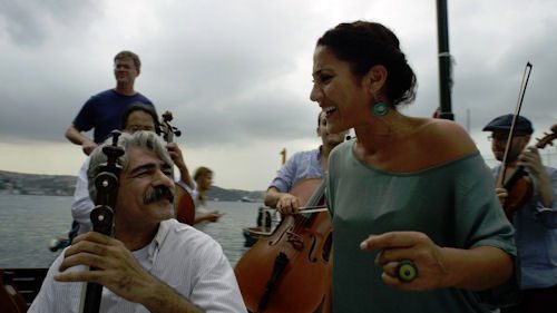 Kayhan Kalhor  and Aynur Dogan